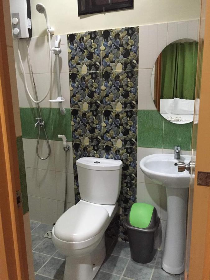 Seascape Lodging House Coron Esterno foto